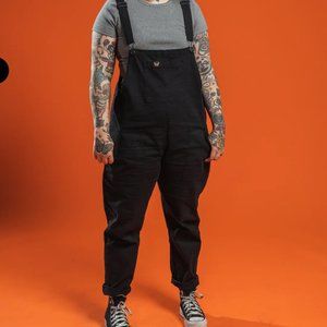 Tomboy Butterfly/Girrlscout - The Billie Overalls - Black (size M)